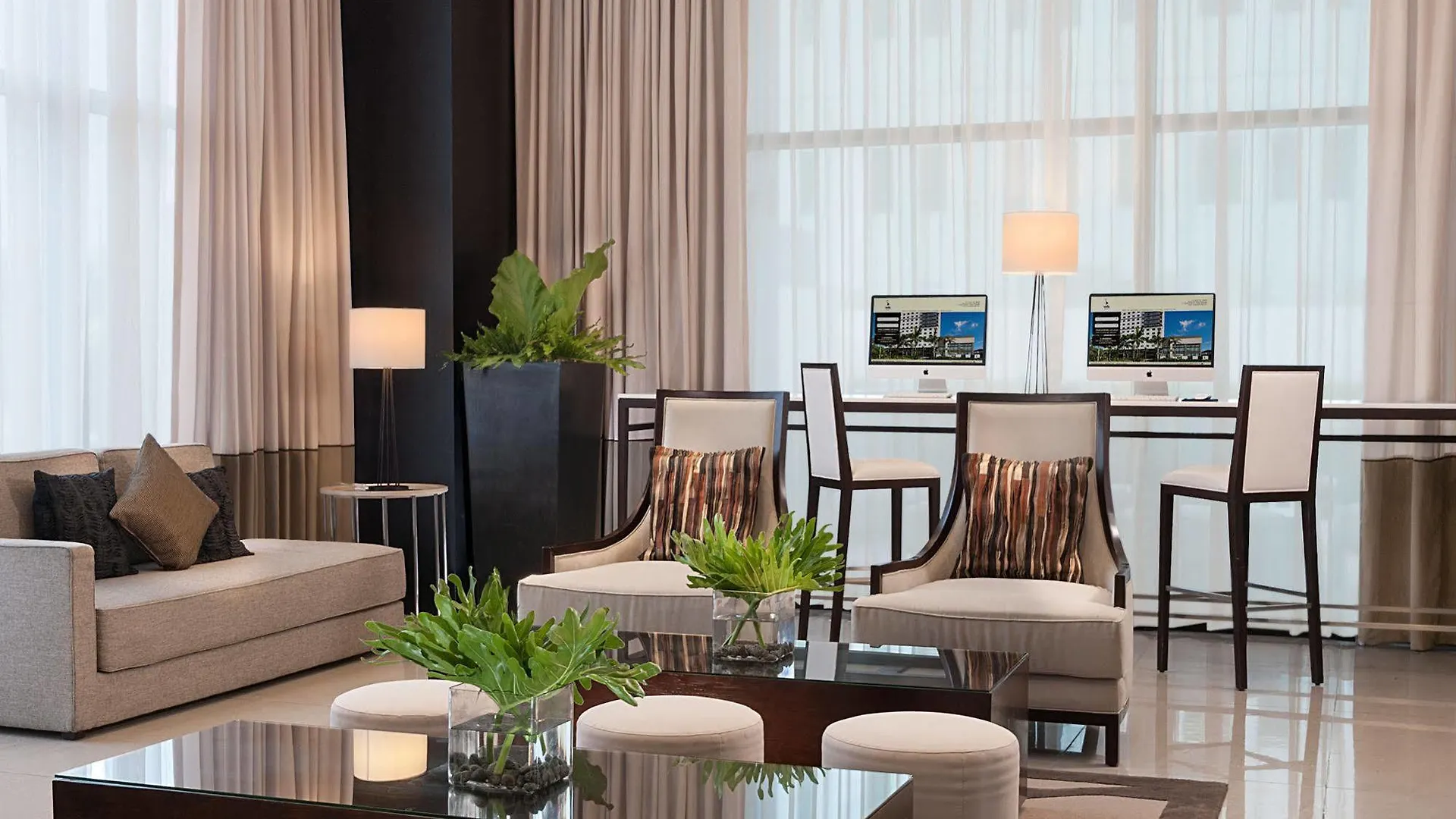 Hotel Seda Abreeza - Newly Renovated Davao